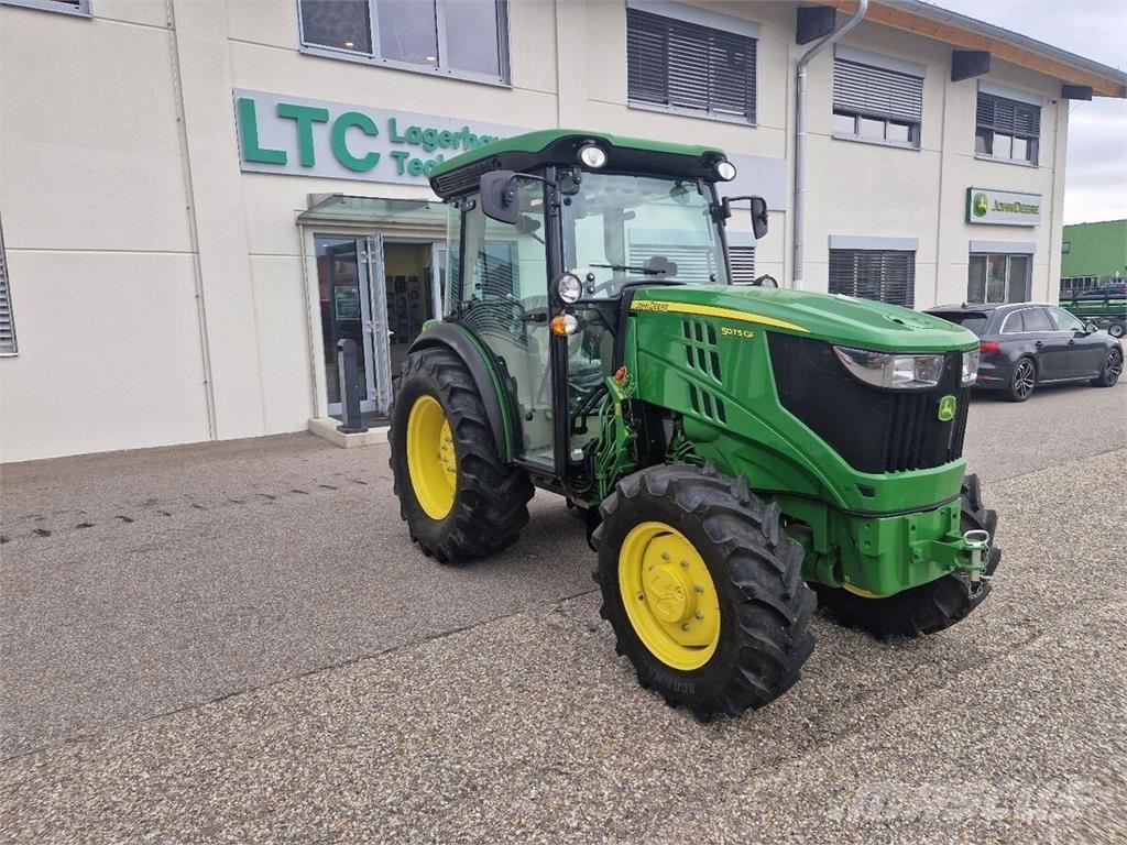 John Deere 5075 GF Tractoren