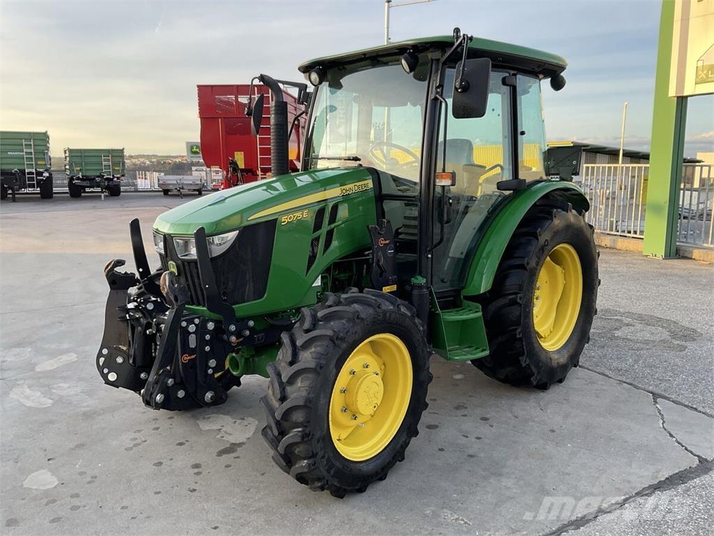 John Deere 5075E Tractoren
