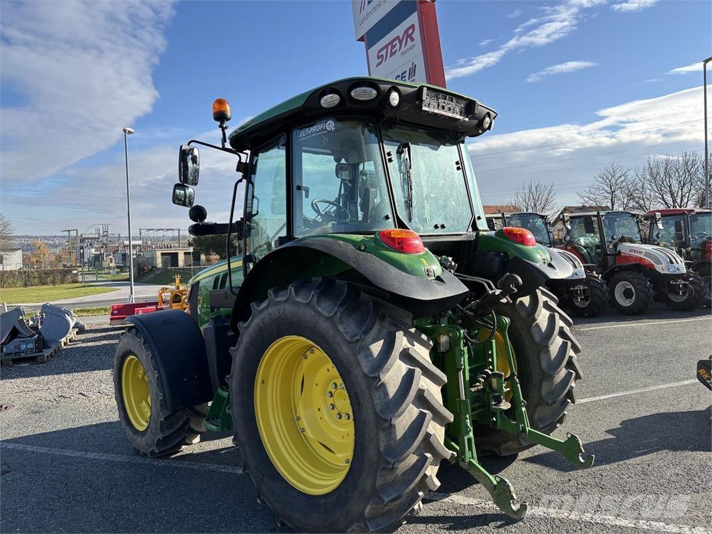 John Deere 5090R Tractoren