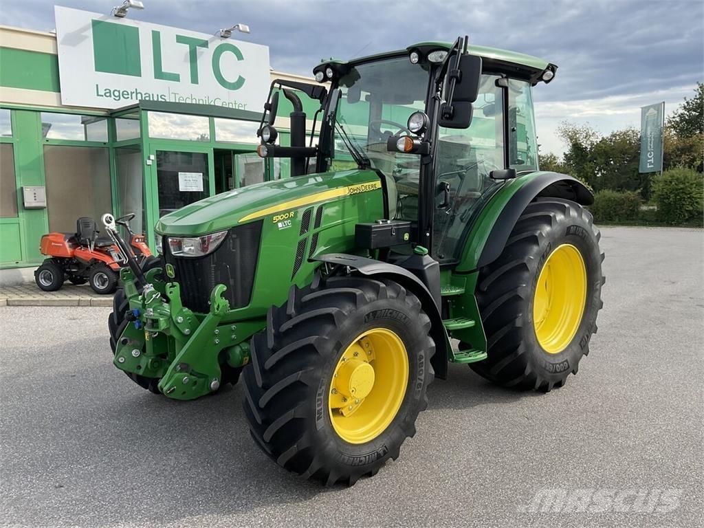 John Deere 5100R Tractoren