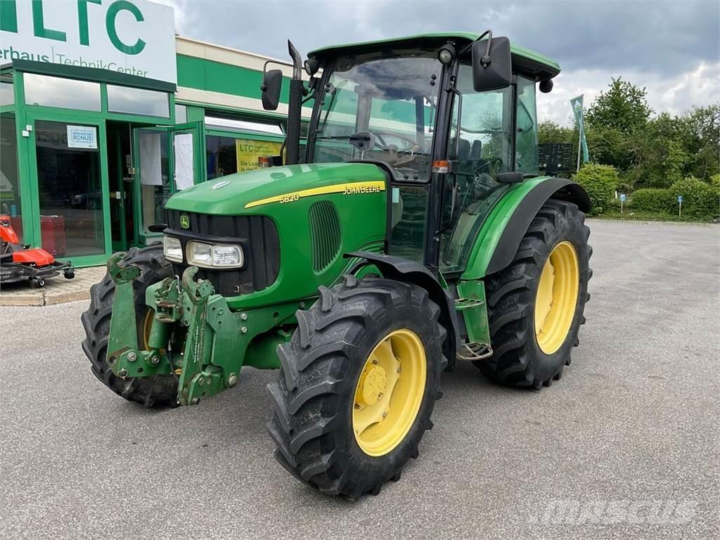 John Deere 5820 Tractoren