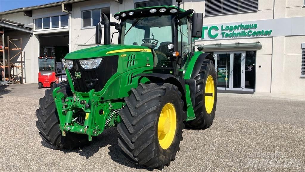 John Deere 6155R Tractoren