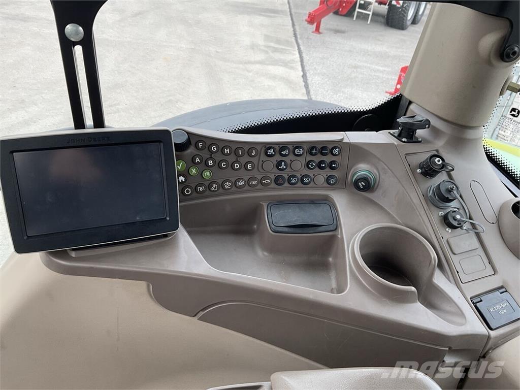 John Deere 6170R Tractoren