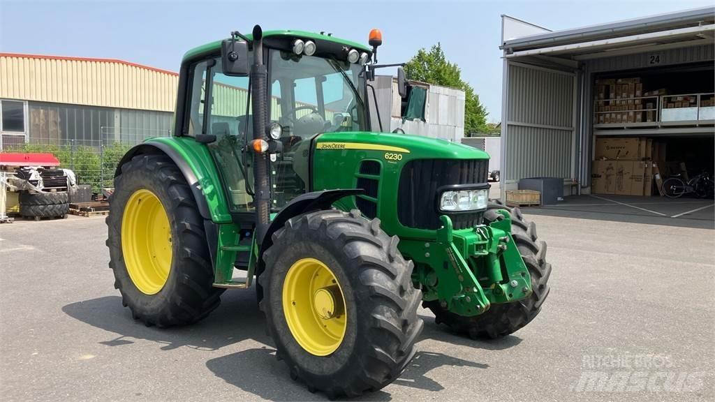 John Deere 6230 P Tractoren