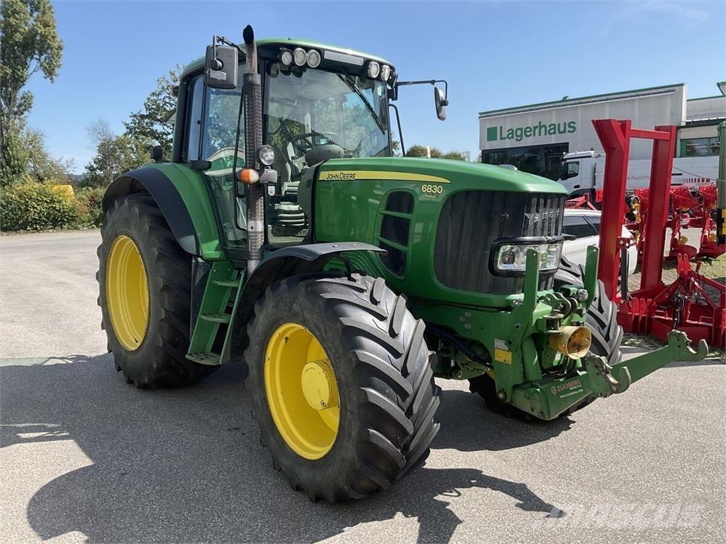 John Deere 6830 Tractoren