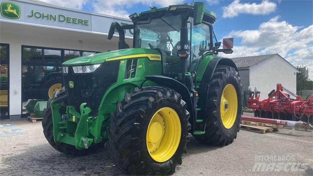 John Deere 7R 330 Tractoren
