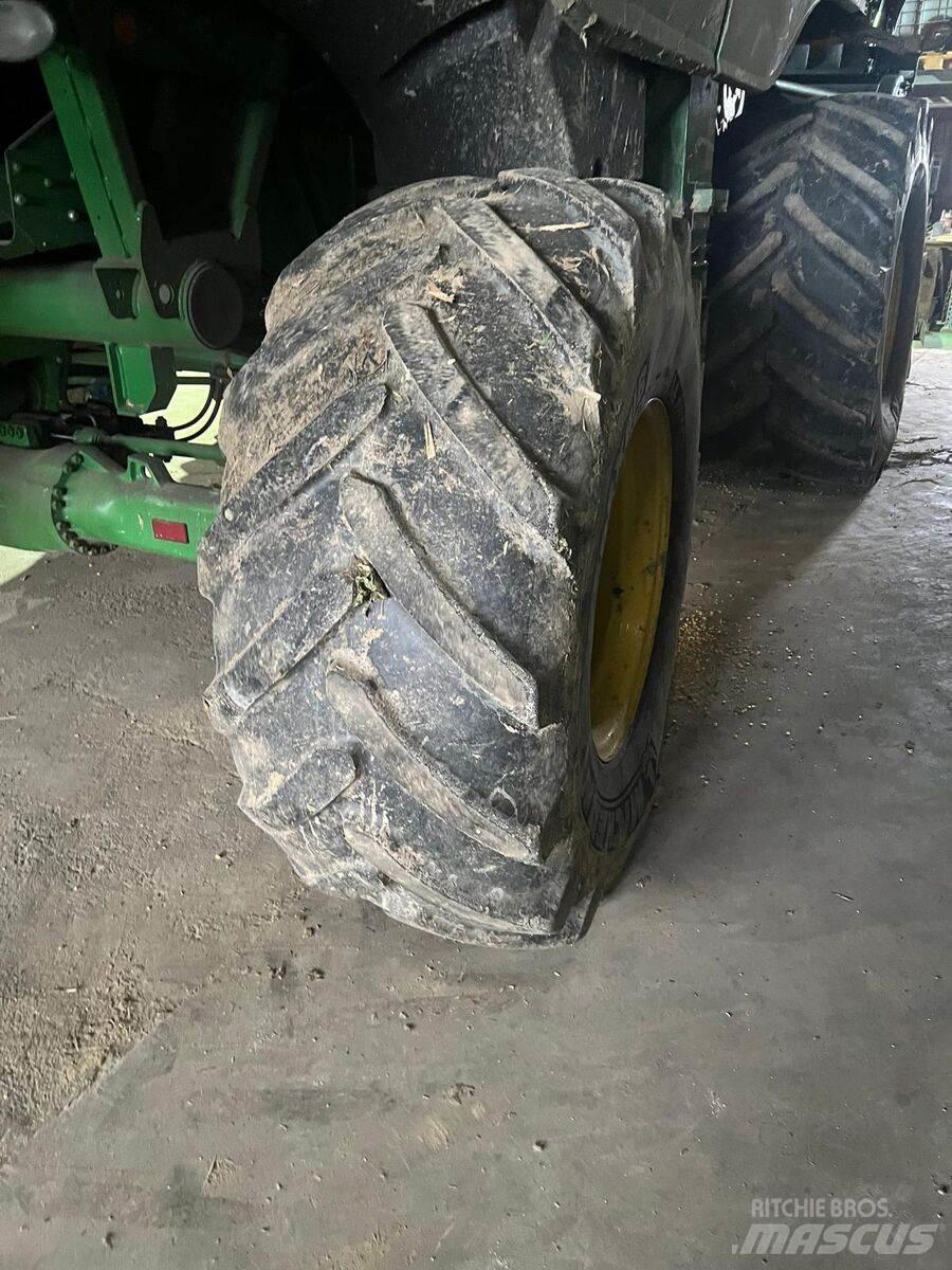 John Deere T670 Maaidorsmachines