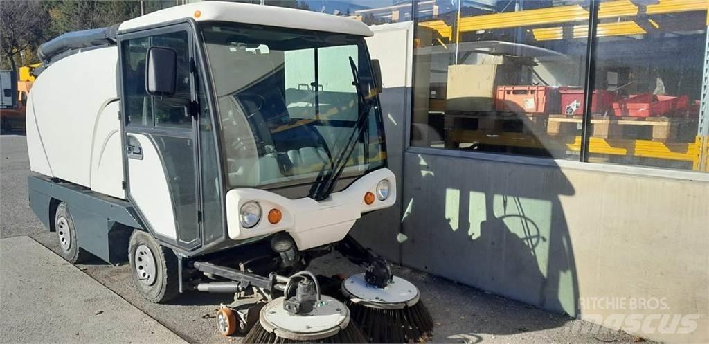 Johnston Compact 40 Terreinbeheermachines - overige