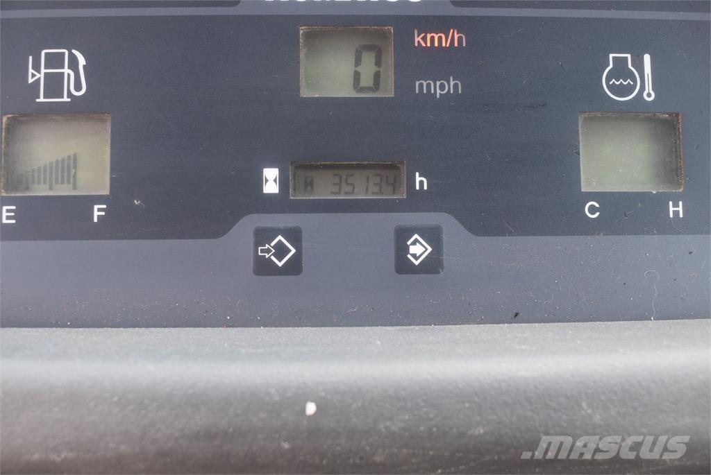 Komatsu WA70-7 Wielladers