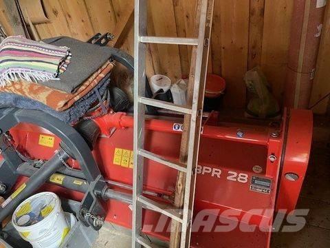 Kuhn BPR 28 Klepelmaaiers