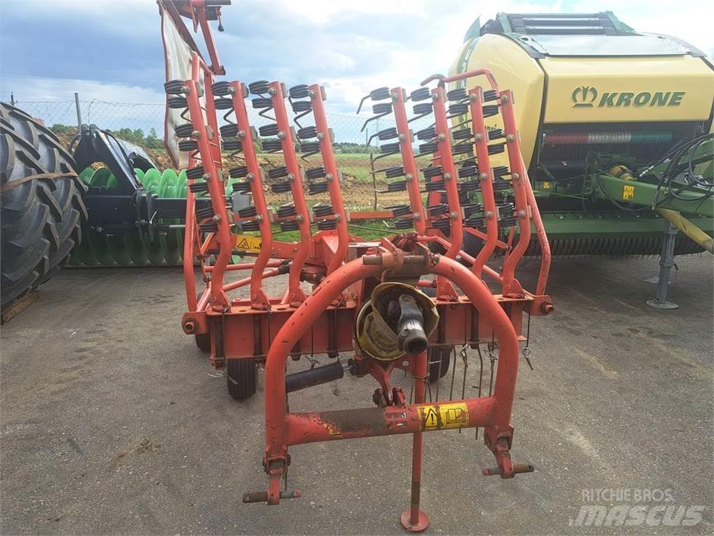 Kuhn GA 4121 GM Zwadmaaiers