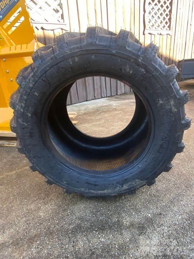 Mitas 600/40-22.5 Banden, wielen en velgen
