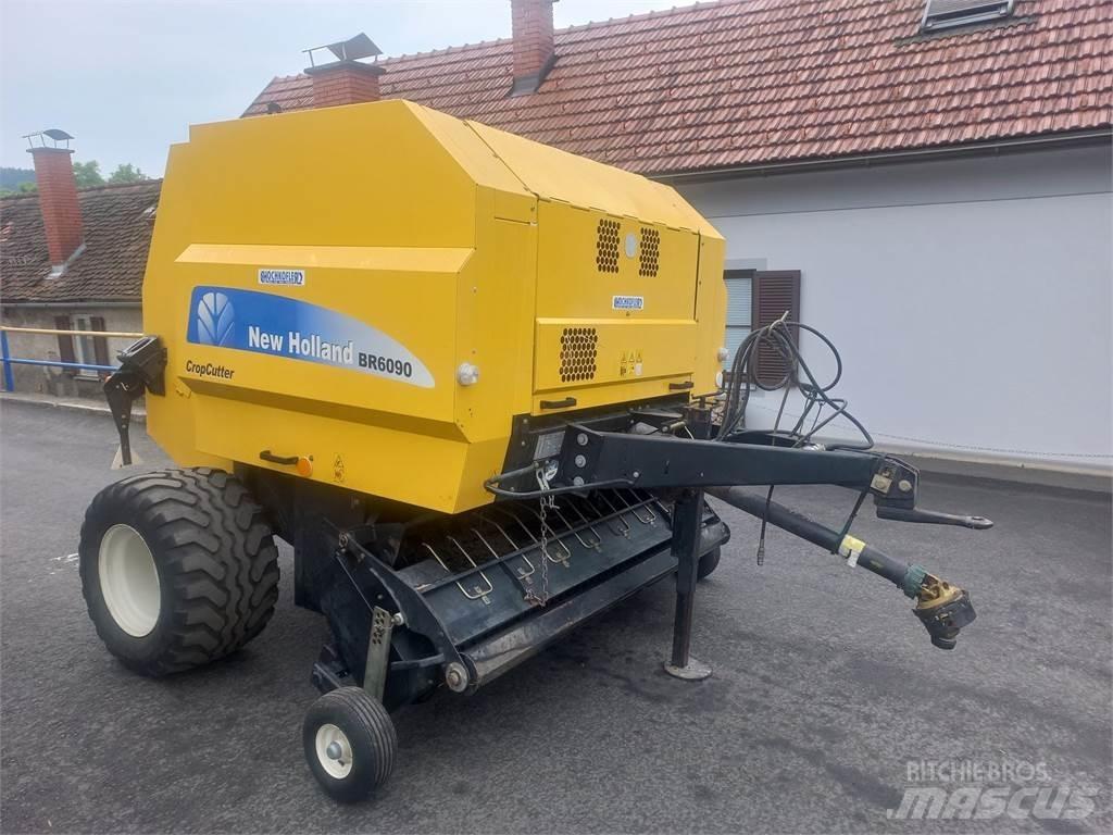 New Holland BR 6090 Ronde-balenpersen