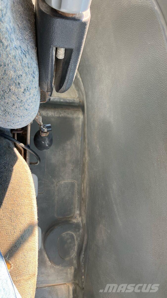 New Holland TL 80 Tractoren