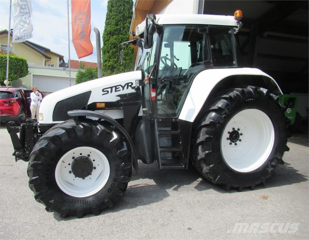 Steyr 9105 Tractoren