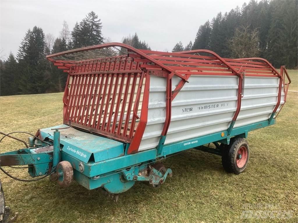 Steyr Hamster 803V Opraapwagens