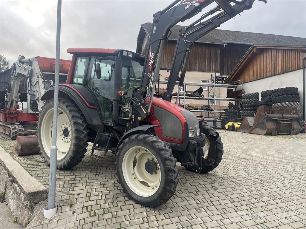Valtra N 92 H Tractoren