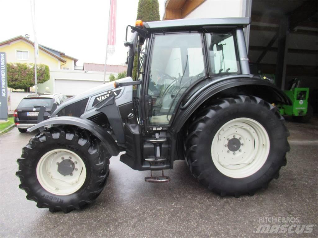 Valtra N 93 HiTech5 Tractoren