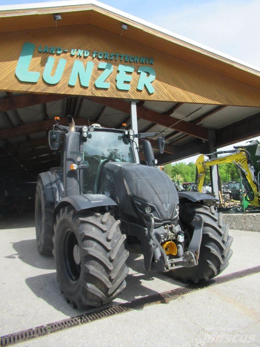 Valtra T 214 Direct Tractoren