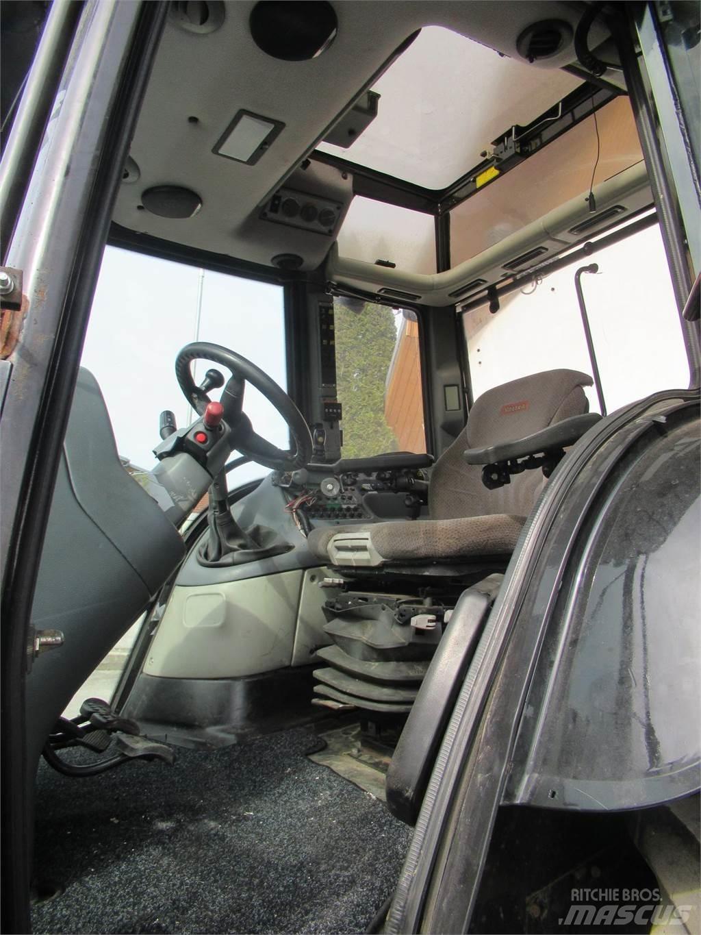 Valtra XM 130 Tractoren