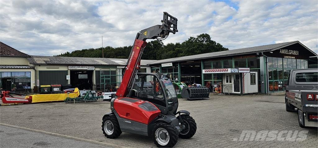 Weidemann T4108 Voorladers en gravers