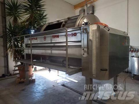 Wottle TPN 4000 Overige wijnbouwmaterieel