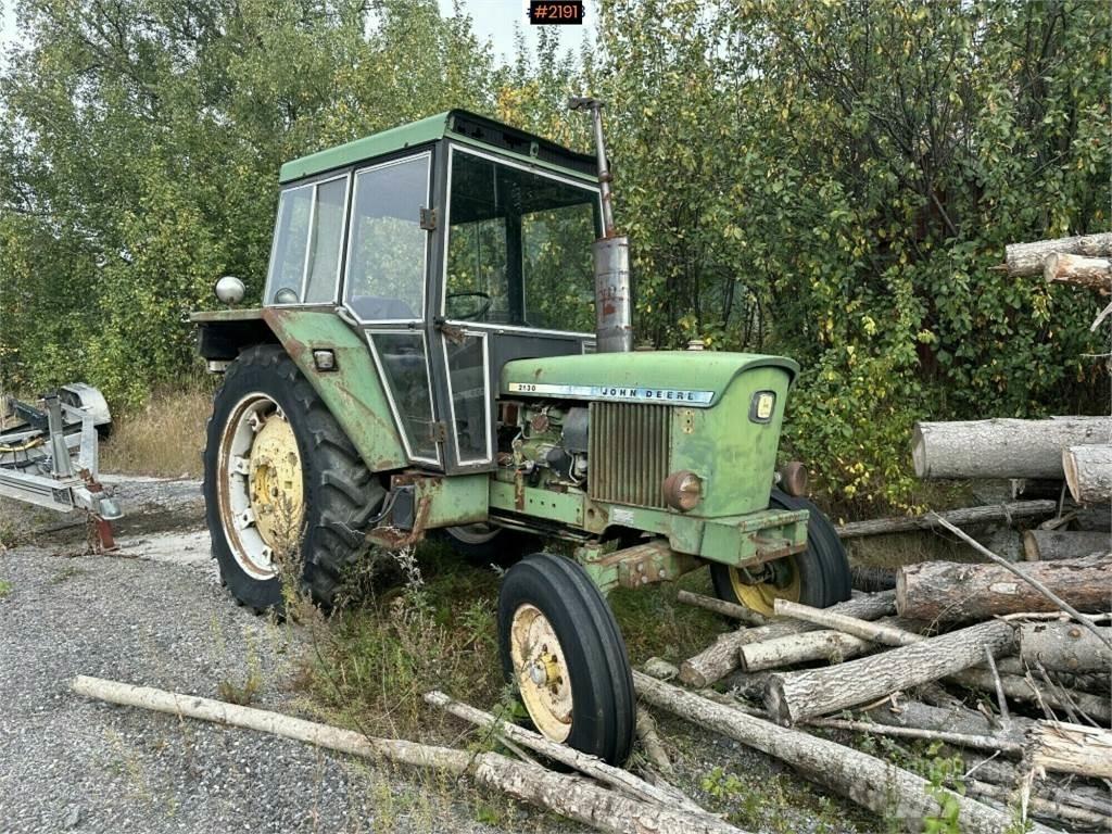 John Deere 2130 Tractoren