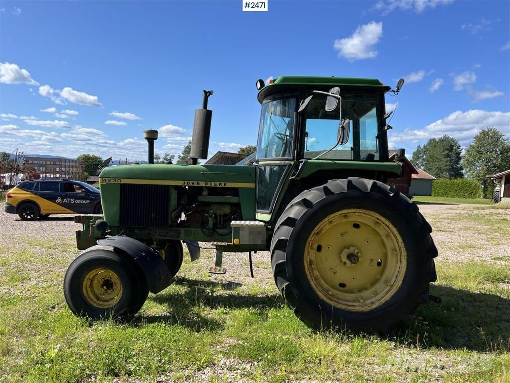 John Deere 4230 Tractoren