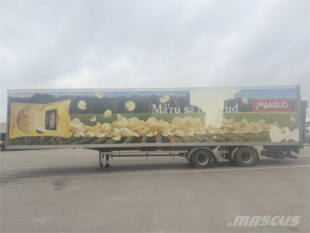 Kel-Berg 34 pl. Opleggers met meesturende achterwielen