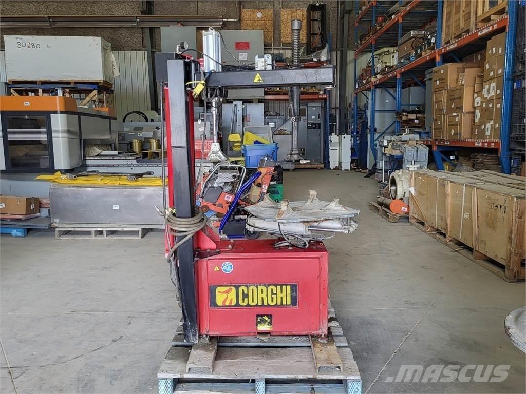 Corghi A9824 Banden, wielen en velgen