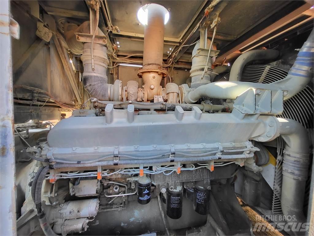 Hitachi S12A2-Y1TAA1 Motoren