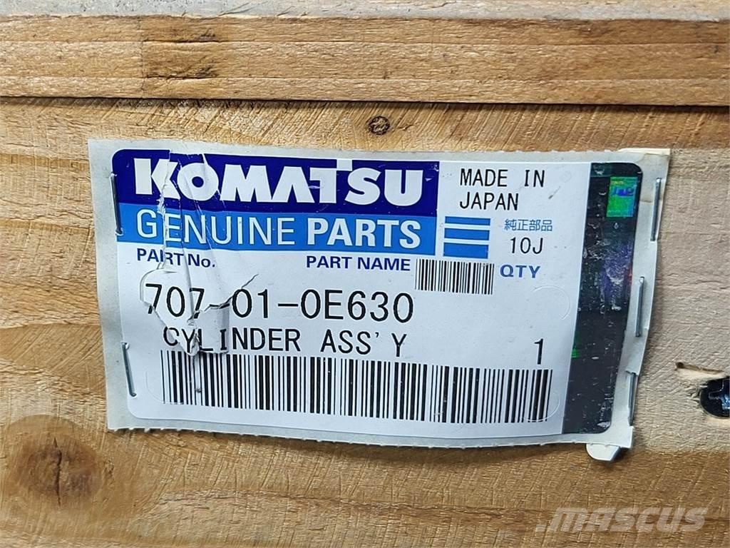 Komatsu 707-01-0E630 Transport - Anderen