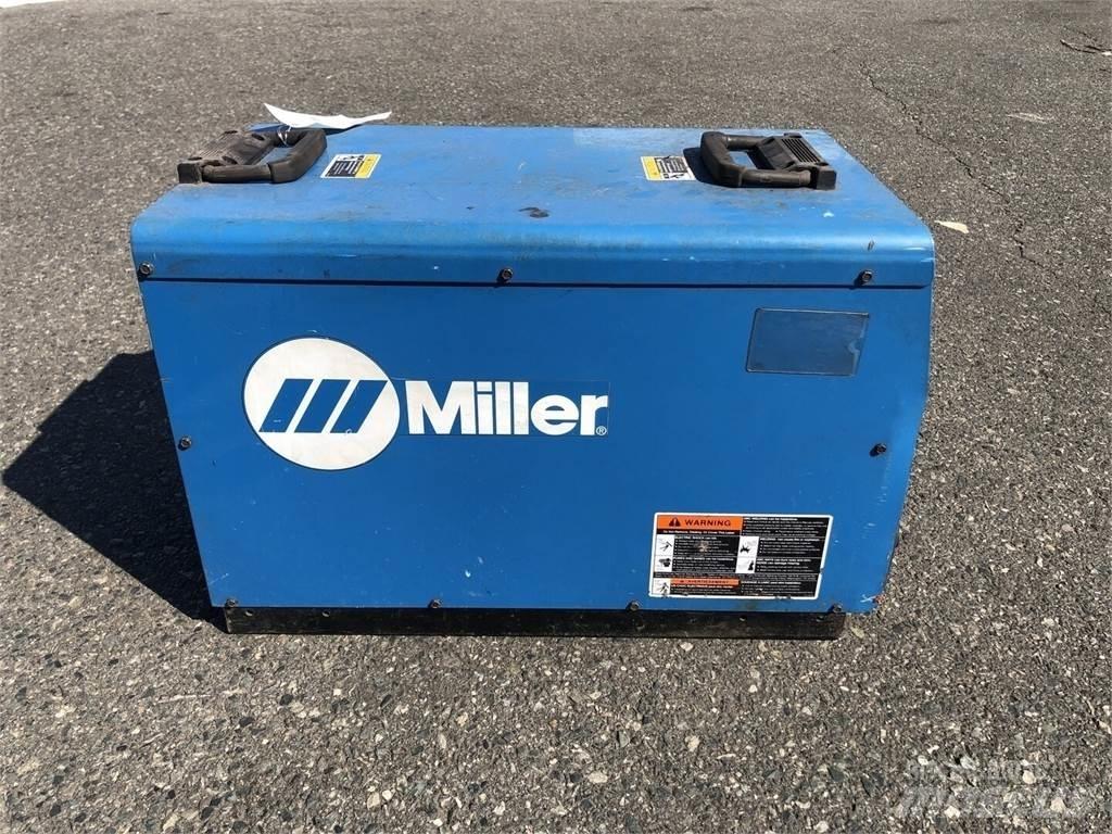 Miller XMT 456 CC/CV Lasapparaten
