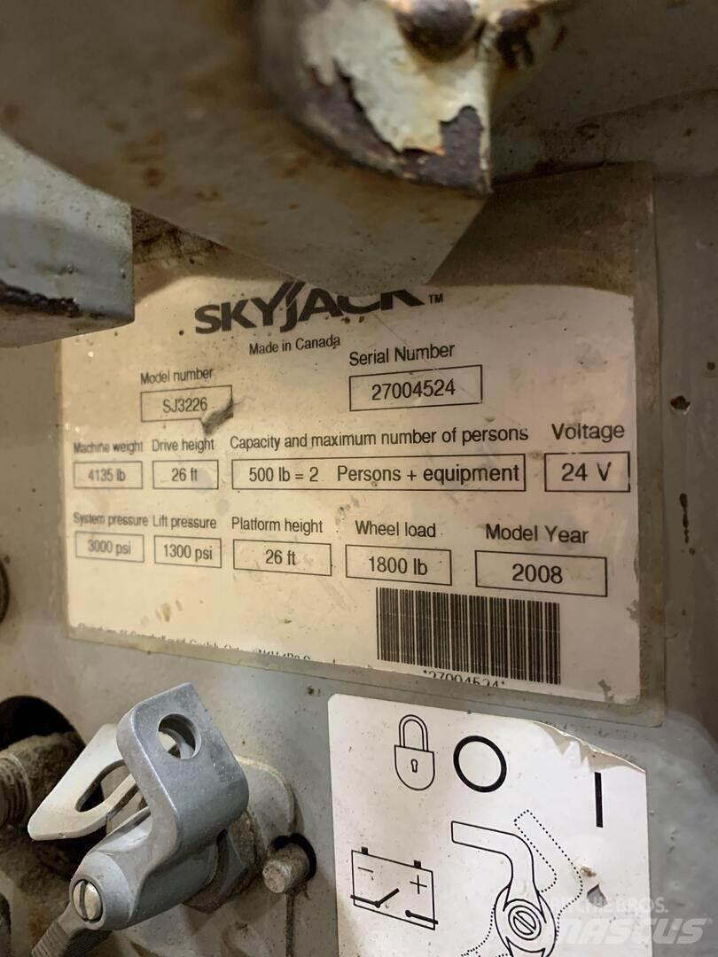 SkyJack SJIII 3226 Schaarhoogwerkers