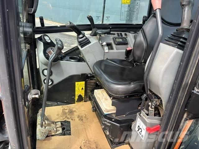 Develon Dx27z Rupsgraafmachines