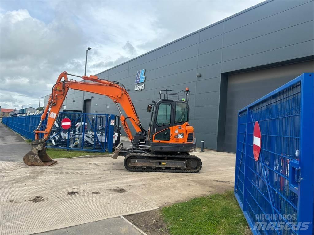 Develon DX85R-3 Rupsgraafmachines