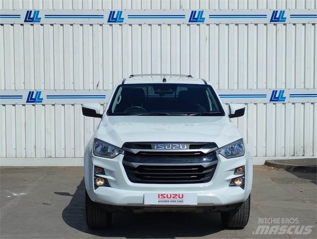 Isuzu DL20 Bestelwagens met open laadbak