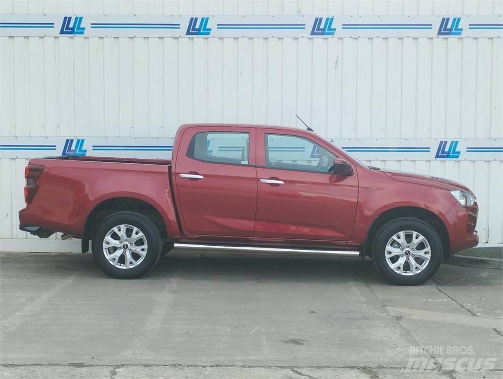 Isuzu DL20 Bestelwagens met open laadbak