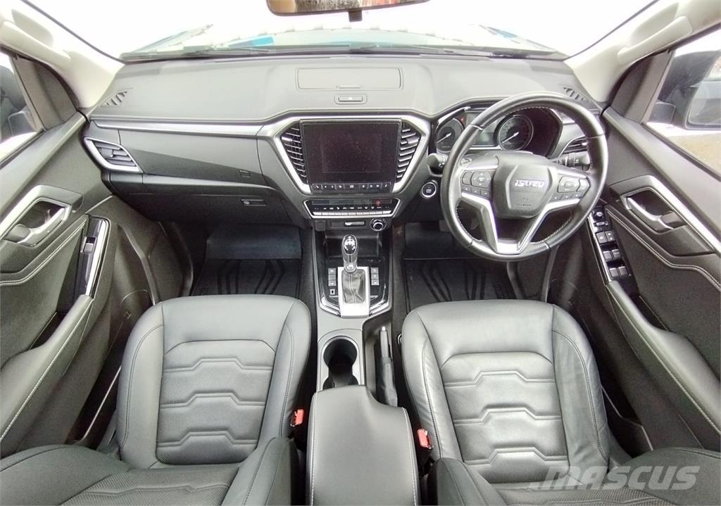 Isuzu DL40 Bestelwagens met open laadbak