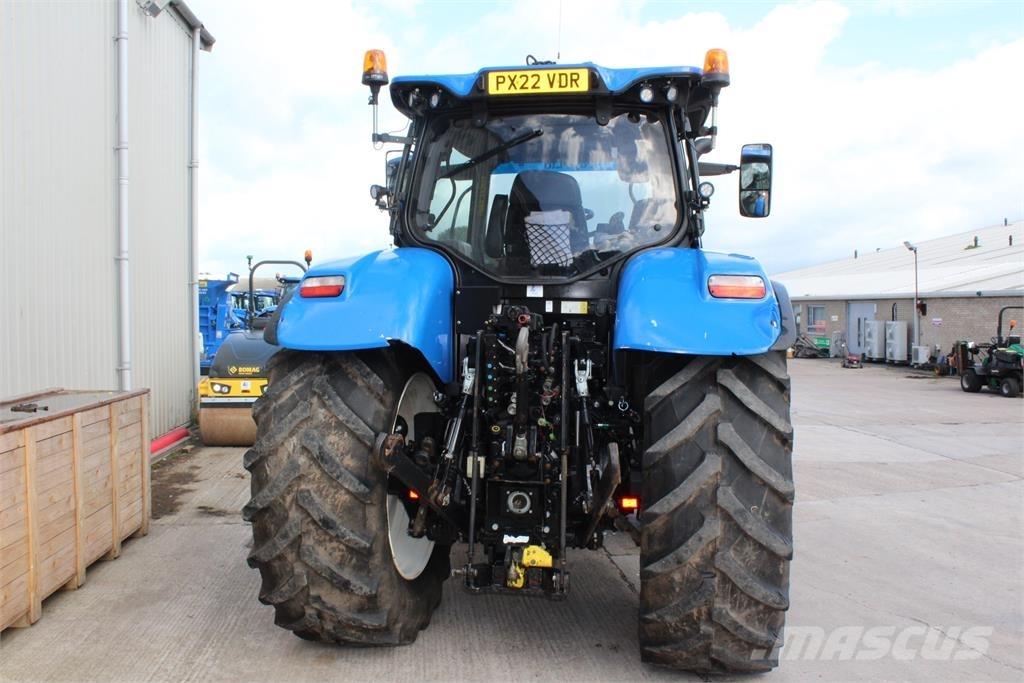 New Holland T7.210 Tractoren