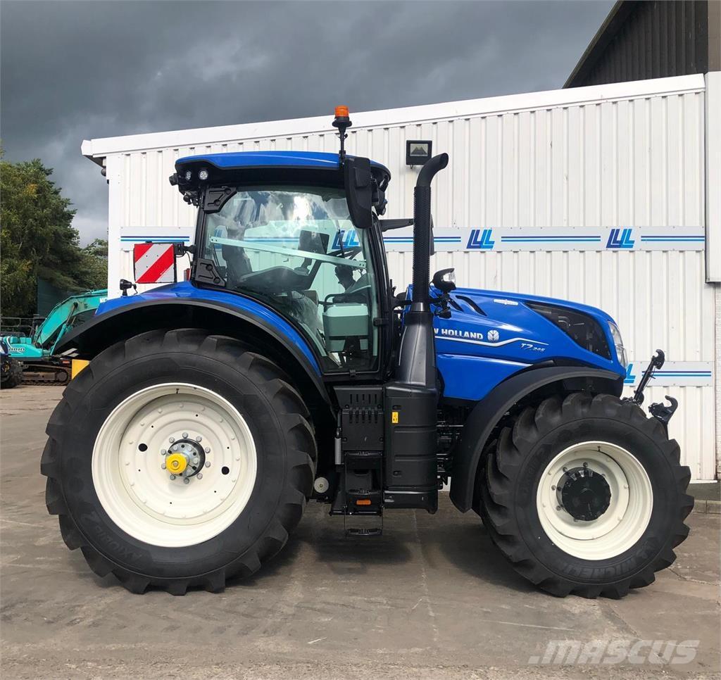 New Holland T7.245 Tractoren