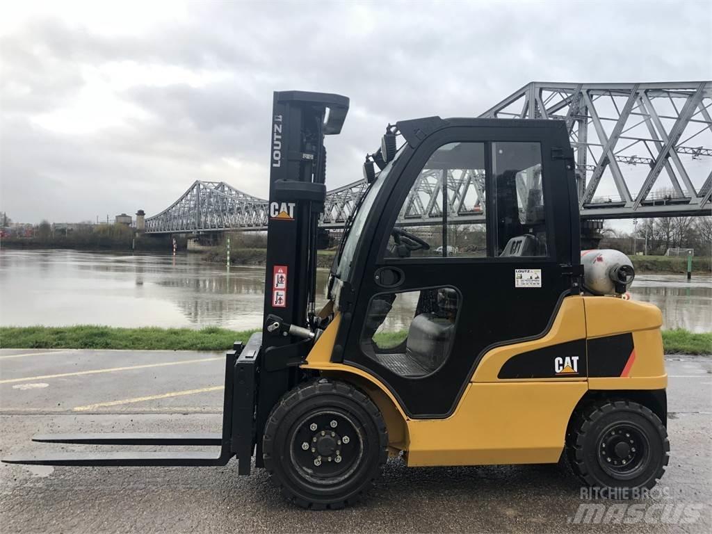 CAT GP30N Heftrucks overige