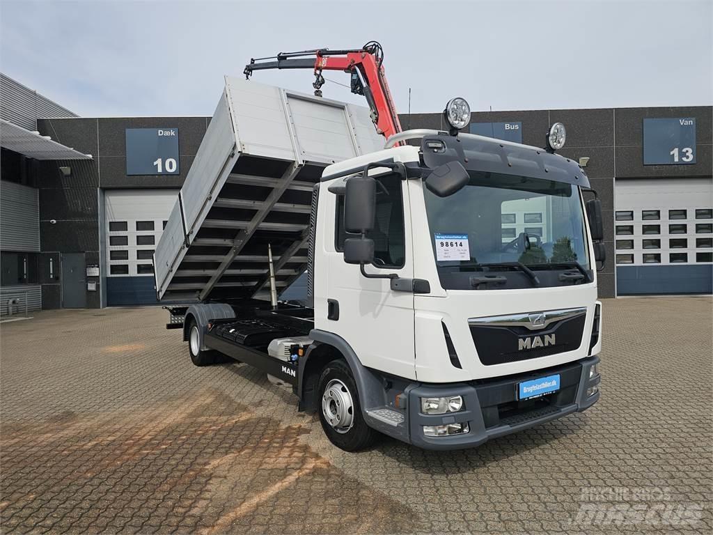 MAN TGL 10.220 Vlakke laadvloer met kraan