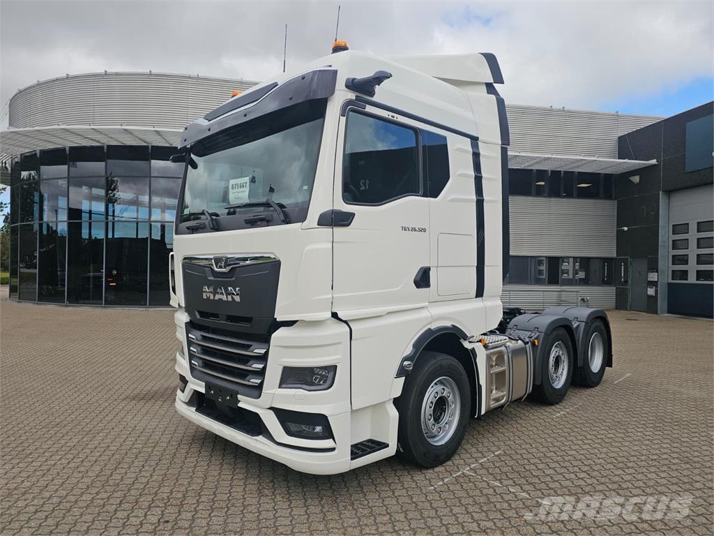 MAN TGX 26.520 Trekkers