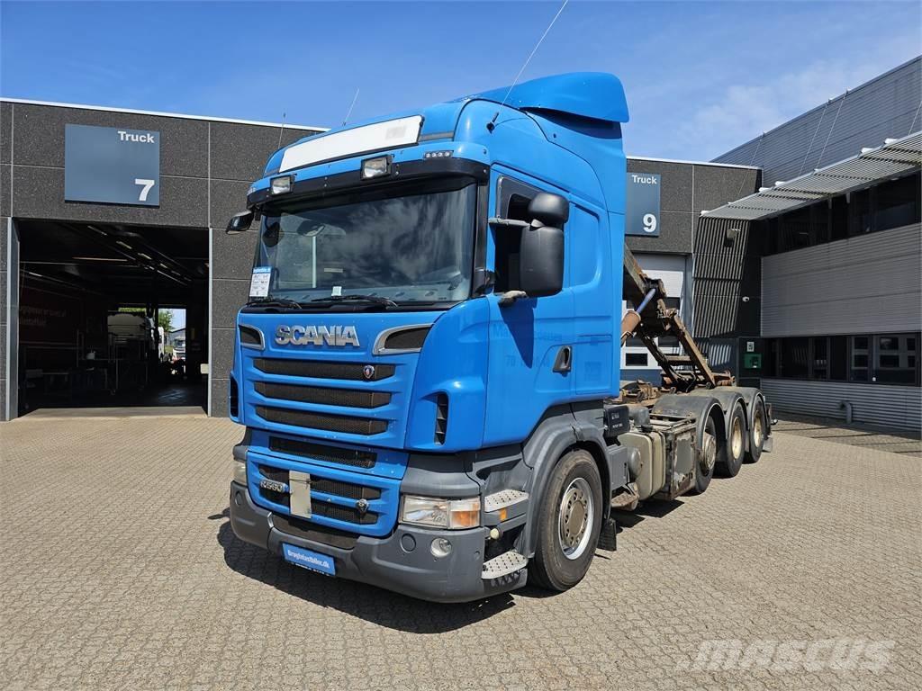 Scania R560 Vrachtwagen met containersysteem