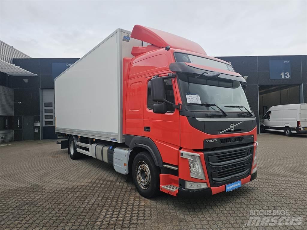 Volvo FM340 Bakwagens met gesloten opbouw
