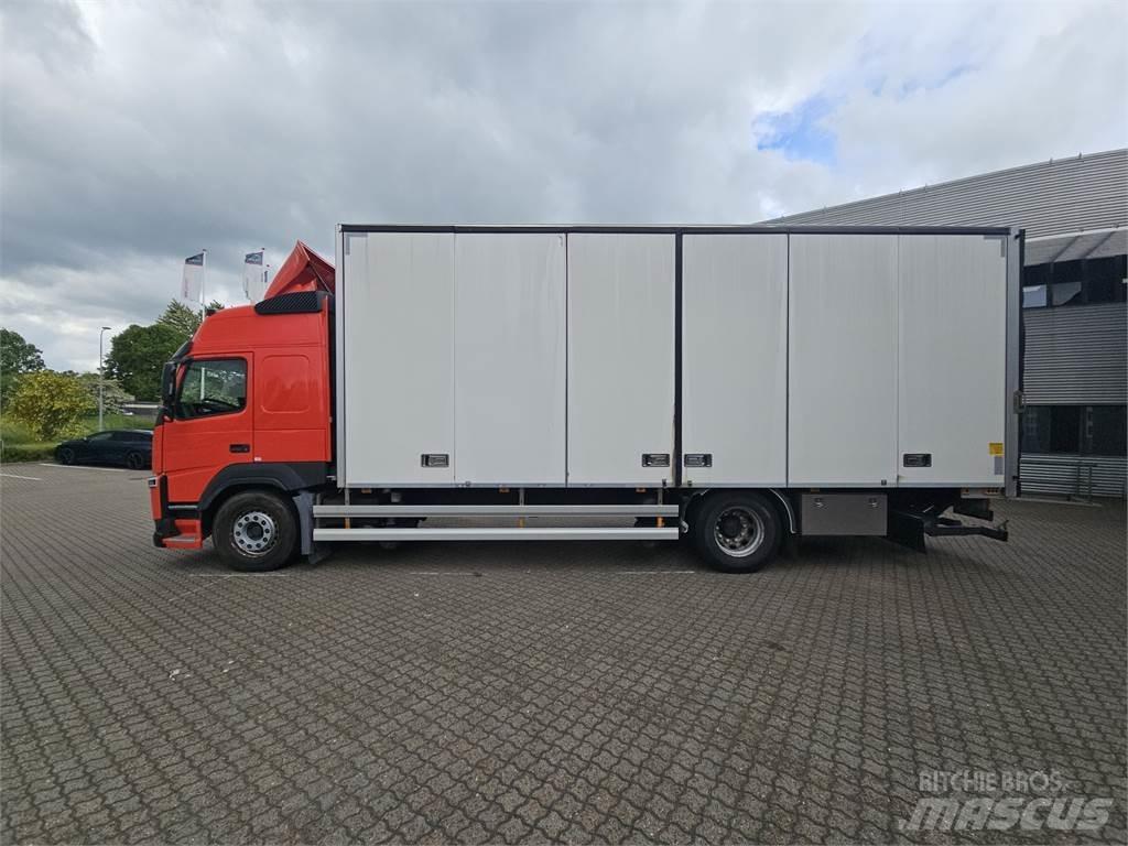 Volvo FM340 Bakwagens met gesloten opbouw