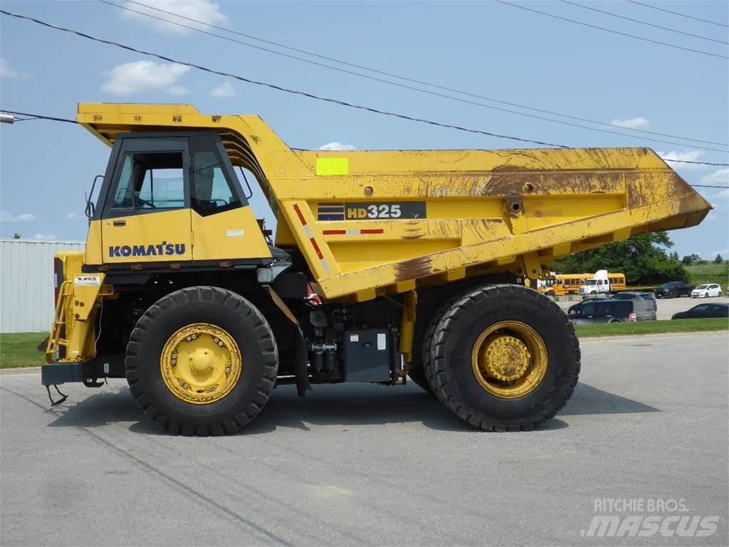 Komatsu HD325-7 Starre dumpers