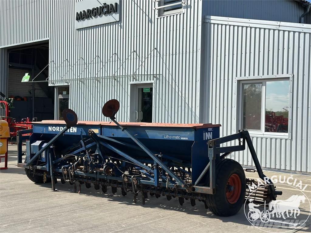 Nordsten CLF 400, 4 m. Landbouw - overige