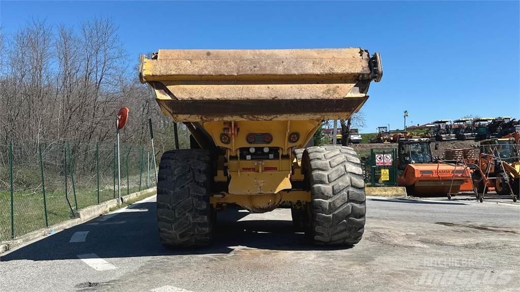 Bell B30E 6x6 Mini Dumpers